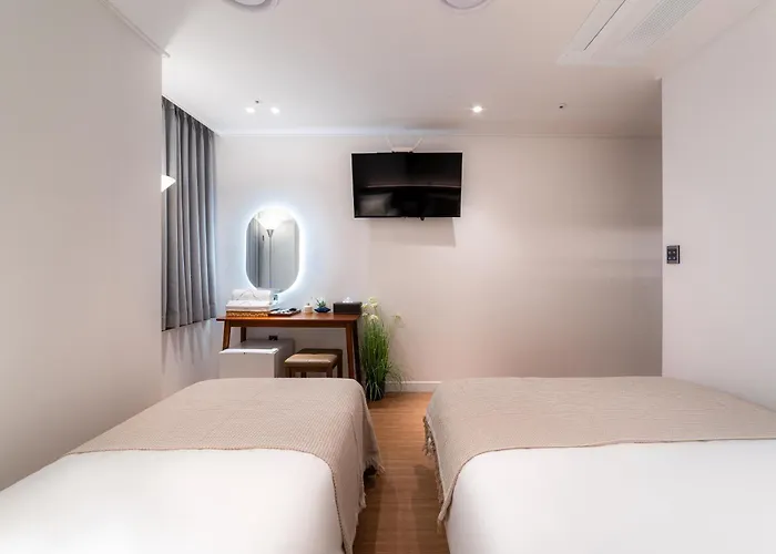 Laha Boutique Ddp Dongdaemun Seul
