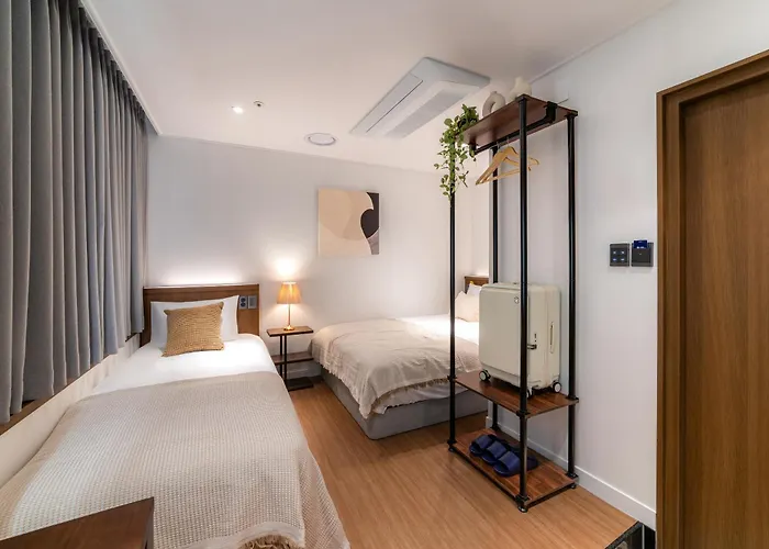 Laha Boutique Ddp Dongdaemun Seul